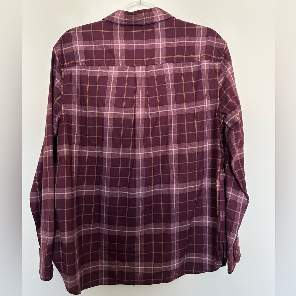 NWT L.L. Bean Whisperweight Flannel Button Shirt Size Medium Dark Plum - Picture 6 of 6
